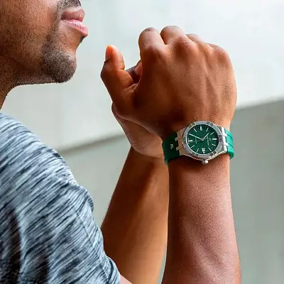 Maurice Lacorix Aikon Automatic Date 39mm AI6007-SS00F-630-D