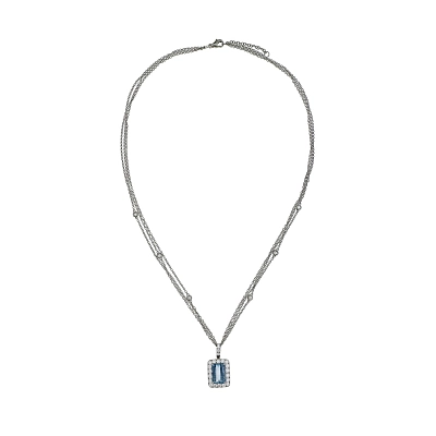 Sparkling Aquamarine Surrounded by Diamonds in Luxury Jewellery