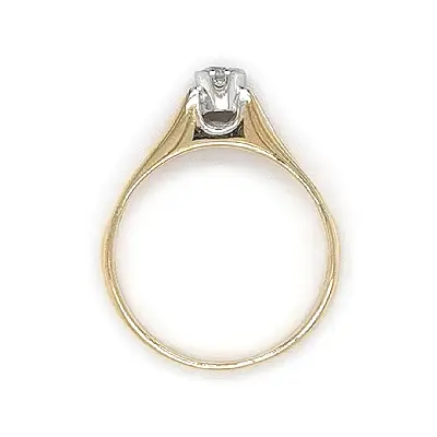 Engagement Ring with Zircon made of Combined Gold