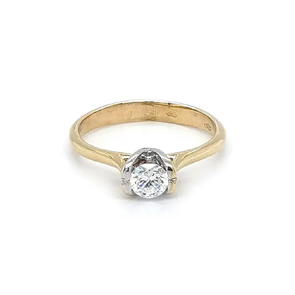 Engagement Ring with Zircon made of Combined Gold