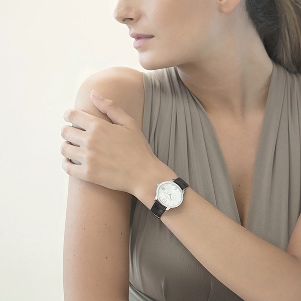 Girard-Perregaux Cat's Eye 80484D11A161-BK6B