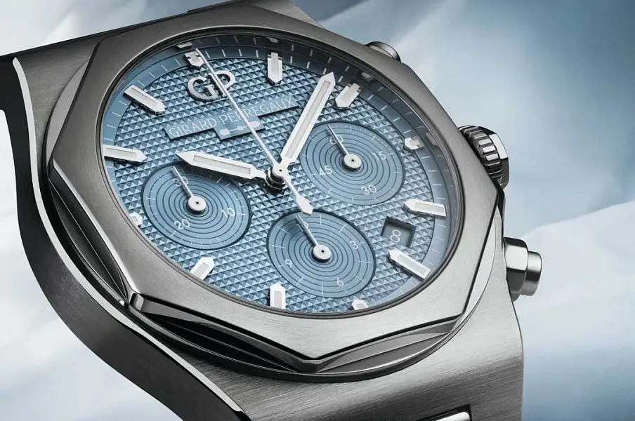 Girard-Perregaux Laureato Chronograph Ice Blue 81020-11-3370-1GM