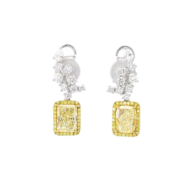 Gold Earrings with Fancy Yellow Diamond