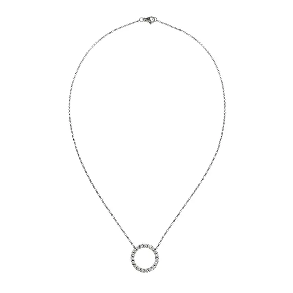 Timeless White Gold Necklace with Diamonds