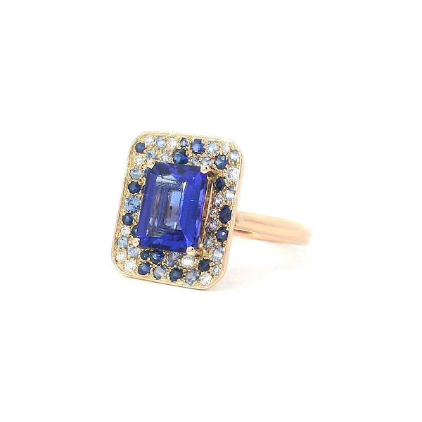 Exclusive Ring with Tanzanite, Sapphires and Diamonds Unique Luxury