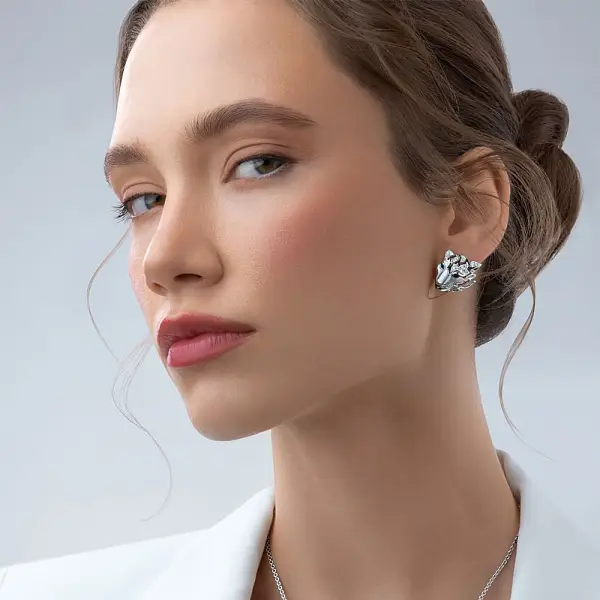 Earrings Carrera y Carrera Irbis Pave