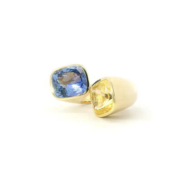 18K Yellow Gold Ring with Blue and Yellow Sapphires