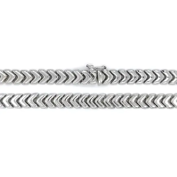 Women’s white gold necklace