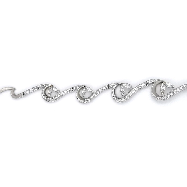 Elegant women’s white gold necklace with zirconia