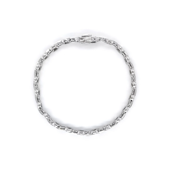 Elegant women’s white gold bracelet with Swarovski crystals