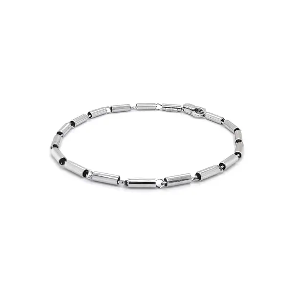 Elegant white gold bracelet