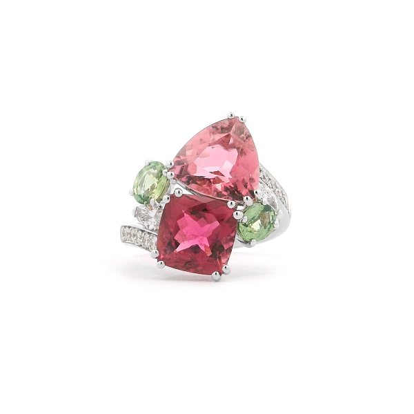 18kt White Gold Ring with Tourmalines, Sapphires and Diamonds