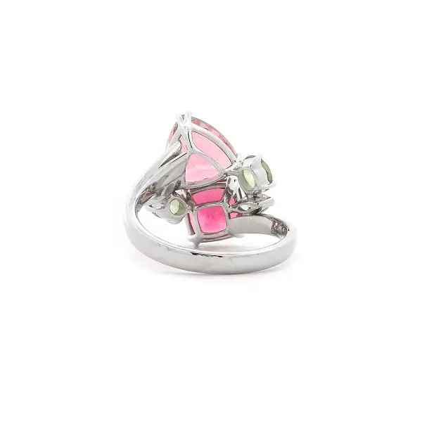 18kt White Gold Ring with Tourmalines, Sapphires and Diamonds