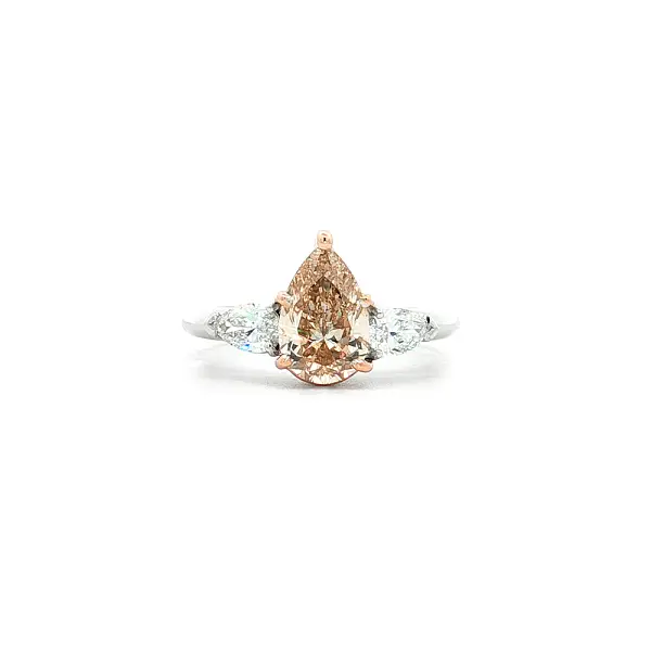 18kt Gold Ring with Fancy Yellow Diamond and White Diamonds