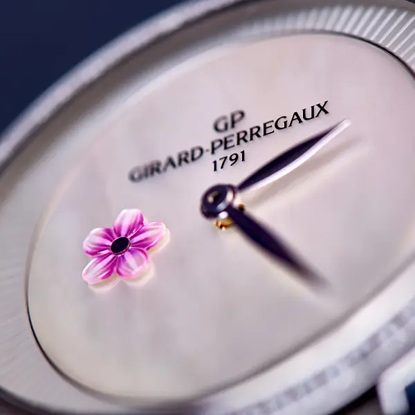 Girard-Perregaux Cat's Eye 80484D11A701-HK7A