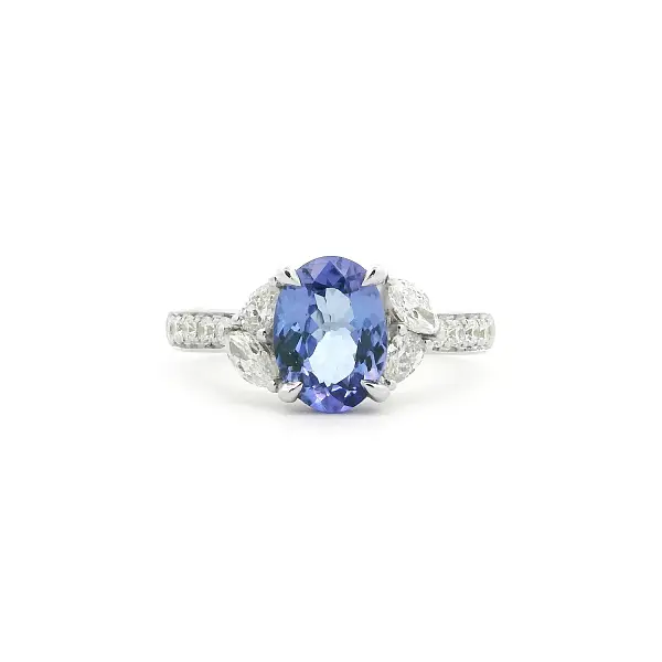 White Gold Ring with Oval Tanzanite and Diamonds