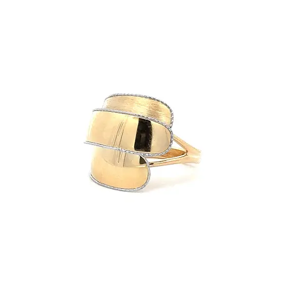 Gold ring – layered organic design