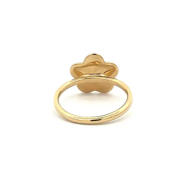 Gold Ring with Floral Motif