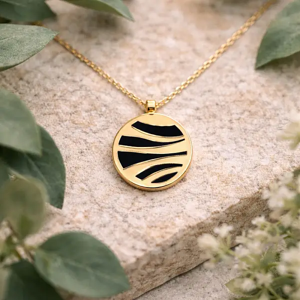 Exclusive Gold Necklace with Black Onyx