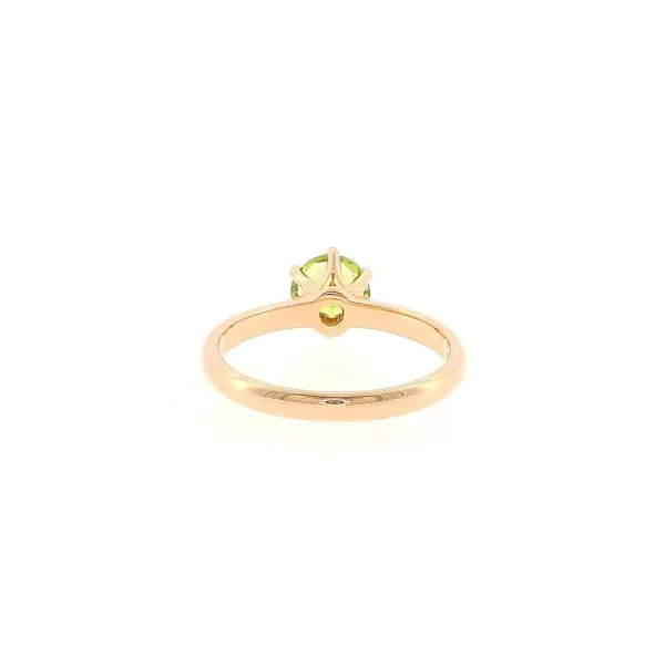 Ring in 18k rose gold with peridot 1.35 ct