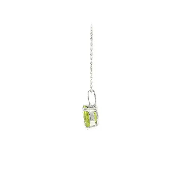 Elegant pendant in 18k white gold with peridot 1.90 ct