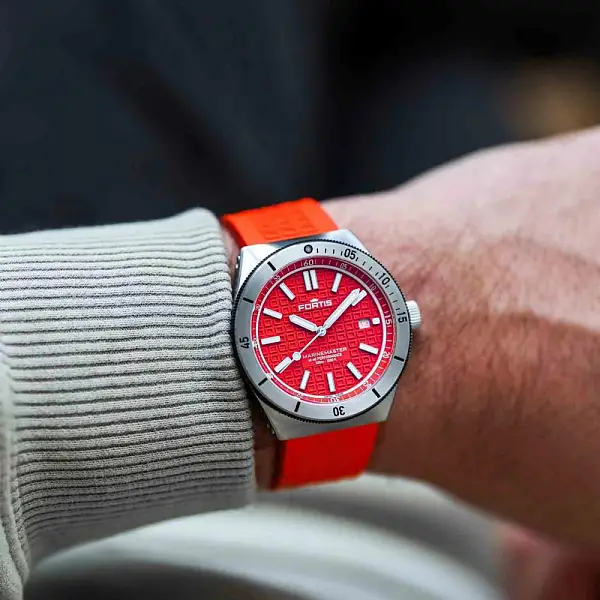 Fortis Marinemaster M-40 Amber Orange F8120024