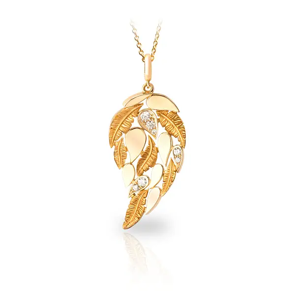 Gold Pendant with Diamonds Carrera y Carrera Hechizo Romance