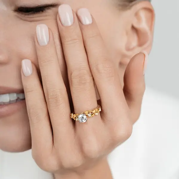 Carrera y Carrera Juliet Engagement Ring