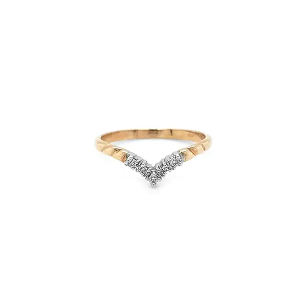 Gold Ring with Diamonds