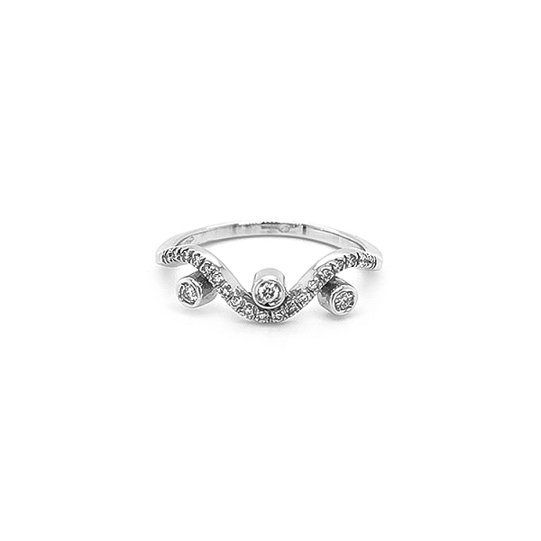 Gold Ring with Diamonds