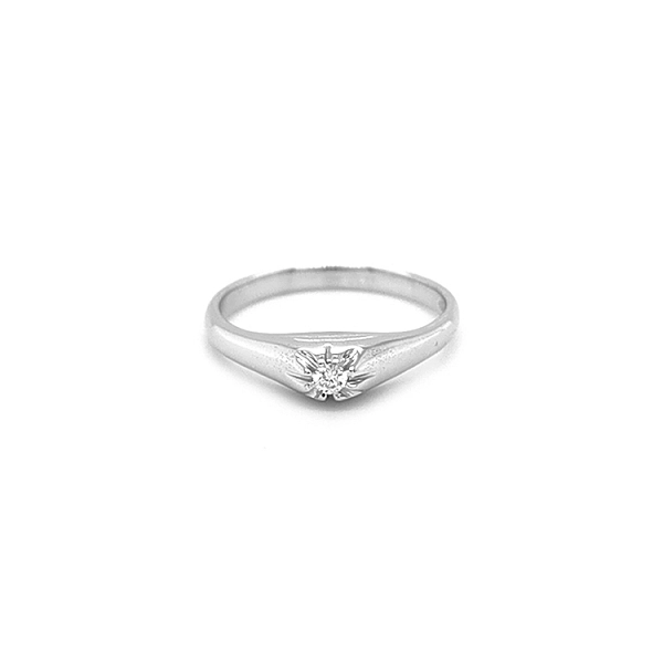 Gold Engagement Ring with Diamond