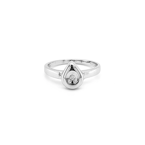 Gold Ring with Diamond