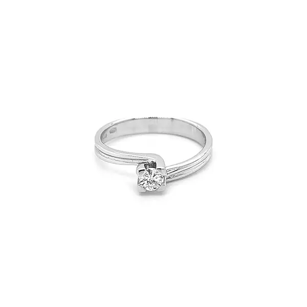 Gold Engagement Ring with Diamond