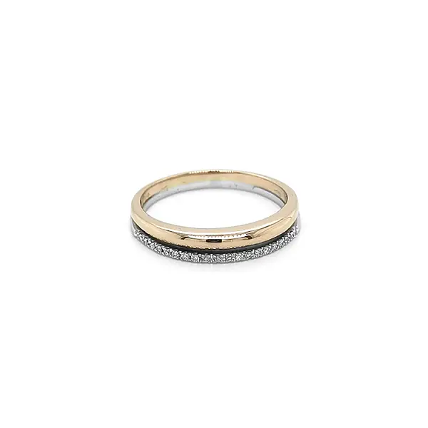 Gold Ring with Diamonds