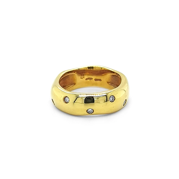 Gold Ring with Diamatny