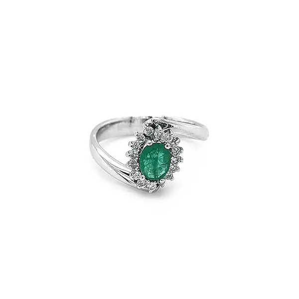 Gold Ring with Emerald and Diamonds