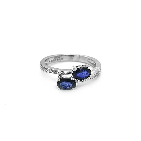 Gold Ring with Sapphires and Diamonds