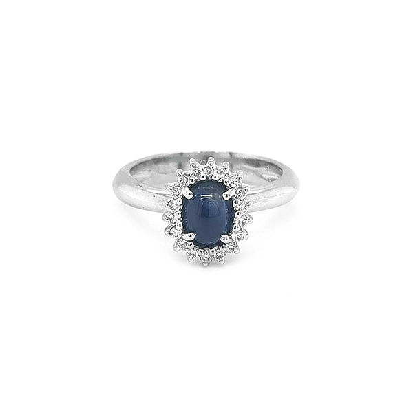 Gold Ring with Sapphire and Diamonds