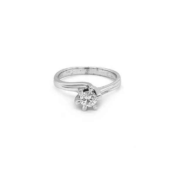 Gold Engagement Ring with Diamond
