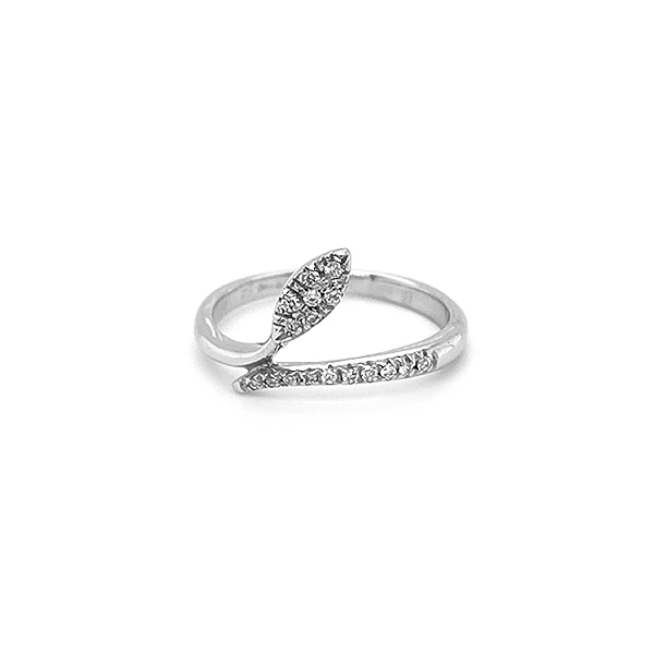 Gold Ring with Diamonds