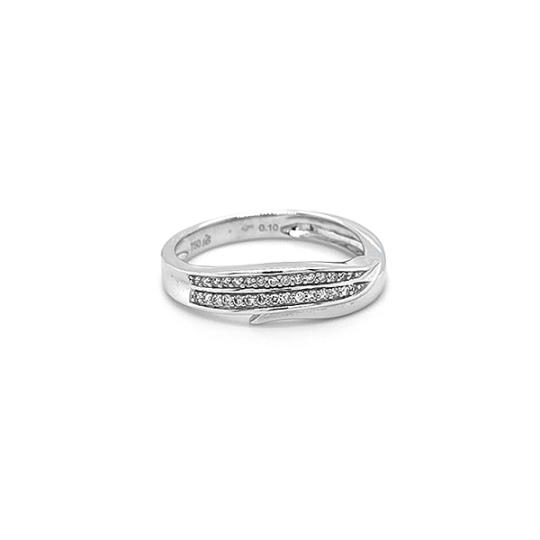 Gold Ring with Diamonds