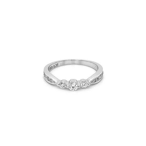 Gold Ring with Diamonds