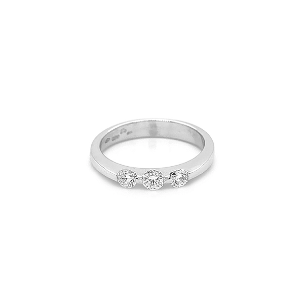 Gold Ring with Diamonds