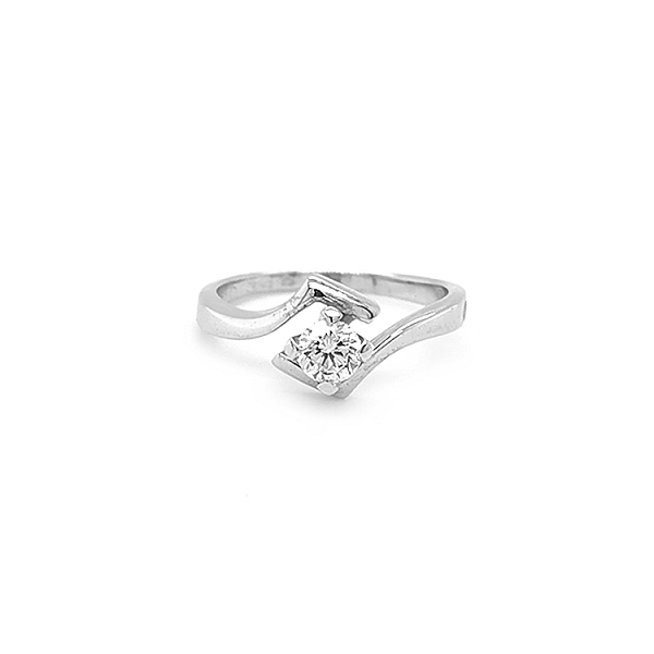 Gold Engagement Ring with Diamond