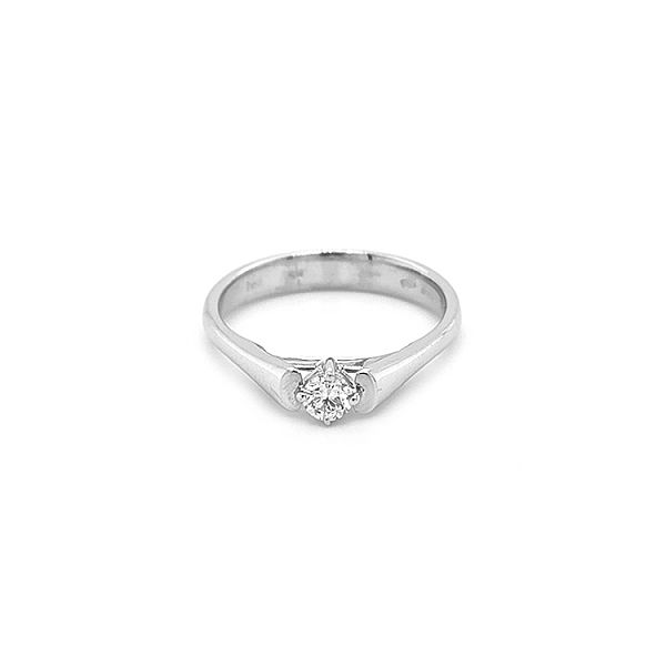 Gold Engagement Ring with Diamond