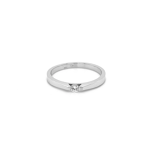 Gold Engagement Ring with Diamond