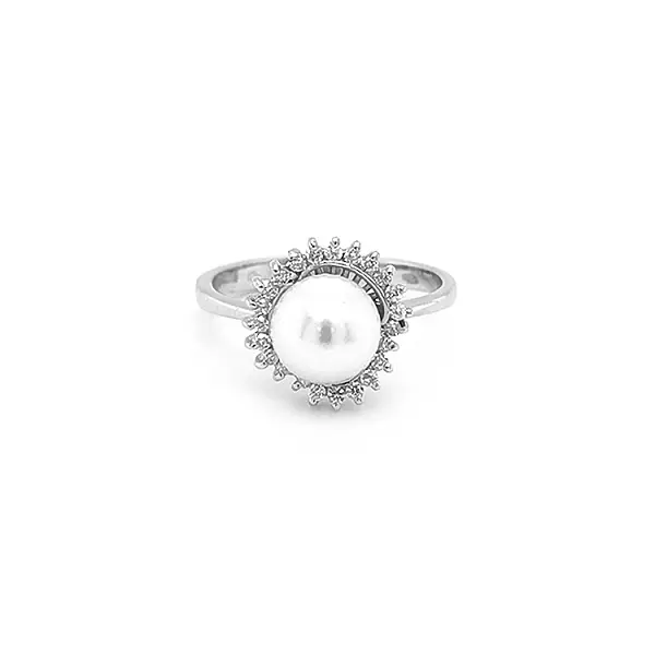 Gold Ring with Natural Pearl and Diamonds