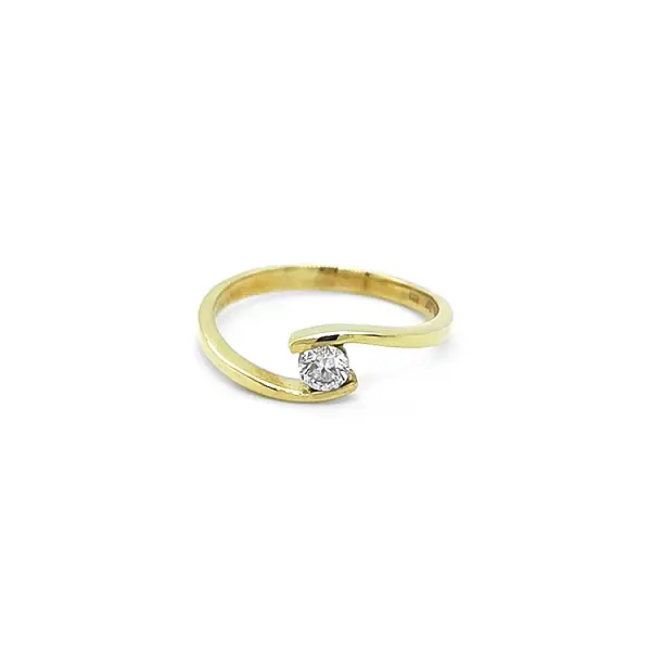 Gold Engagement Ring with Diamond