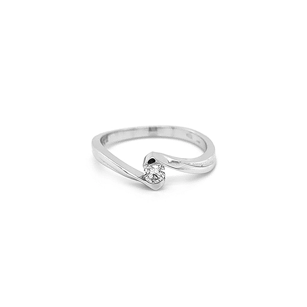 Gold Engagement Ring with Diamond