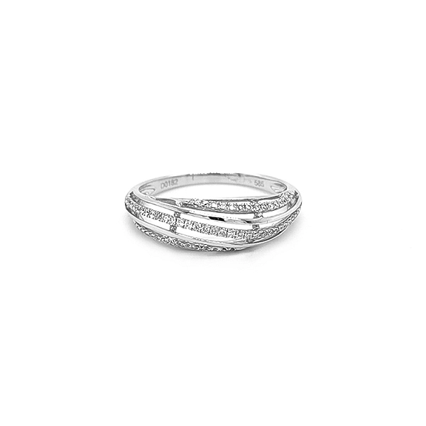Gold Ring with Diamonds